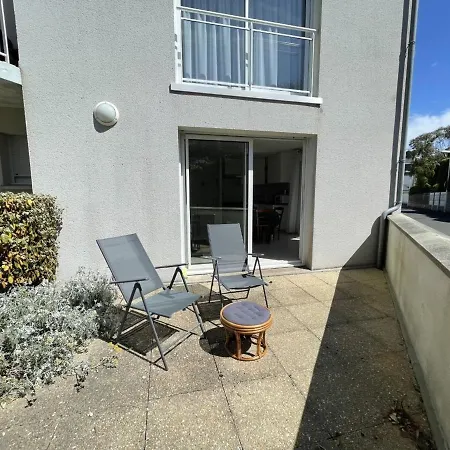 T2 Avec Double Terrasse Pres De La - - Fr-1-361-442 Apartment *