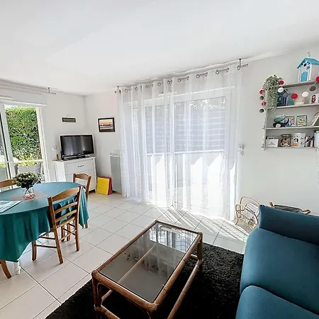 T2 Avec Double Terrasse Pres De La - - Fr-1-361-442 *